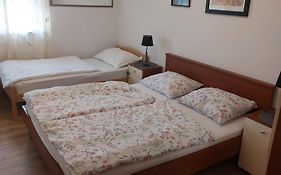 Apartment Ivanely